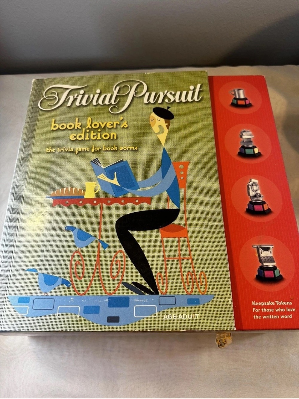 Book lovers Trivial Pursuit game. Book Lovers Edition.   Vintage. 2004